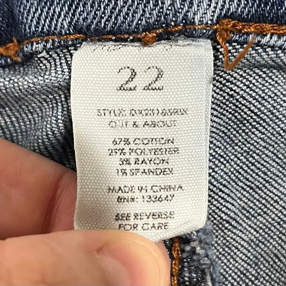 A Beautiful Soul (Arula) Straight Leg Distressed Jeans size 22
